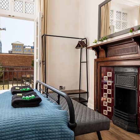 3 Bedroom Garden Apartment Opposite the Beach Hove Buitenkant foto