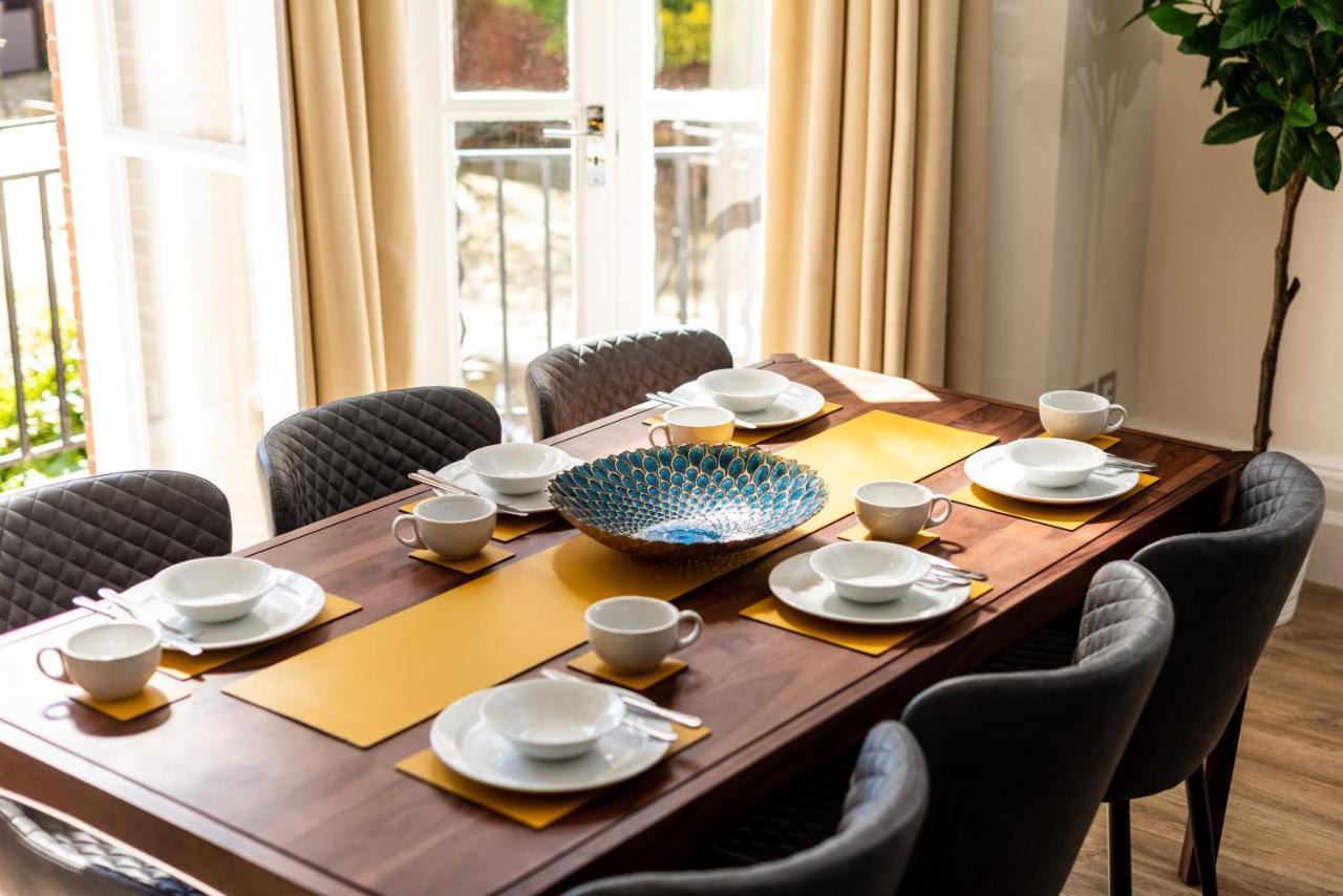 3 Bedroom Garden Apartment Opposite the Beach Hove Buitenkant foto