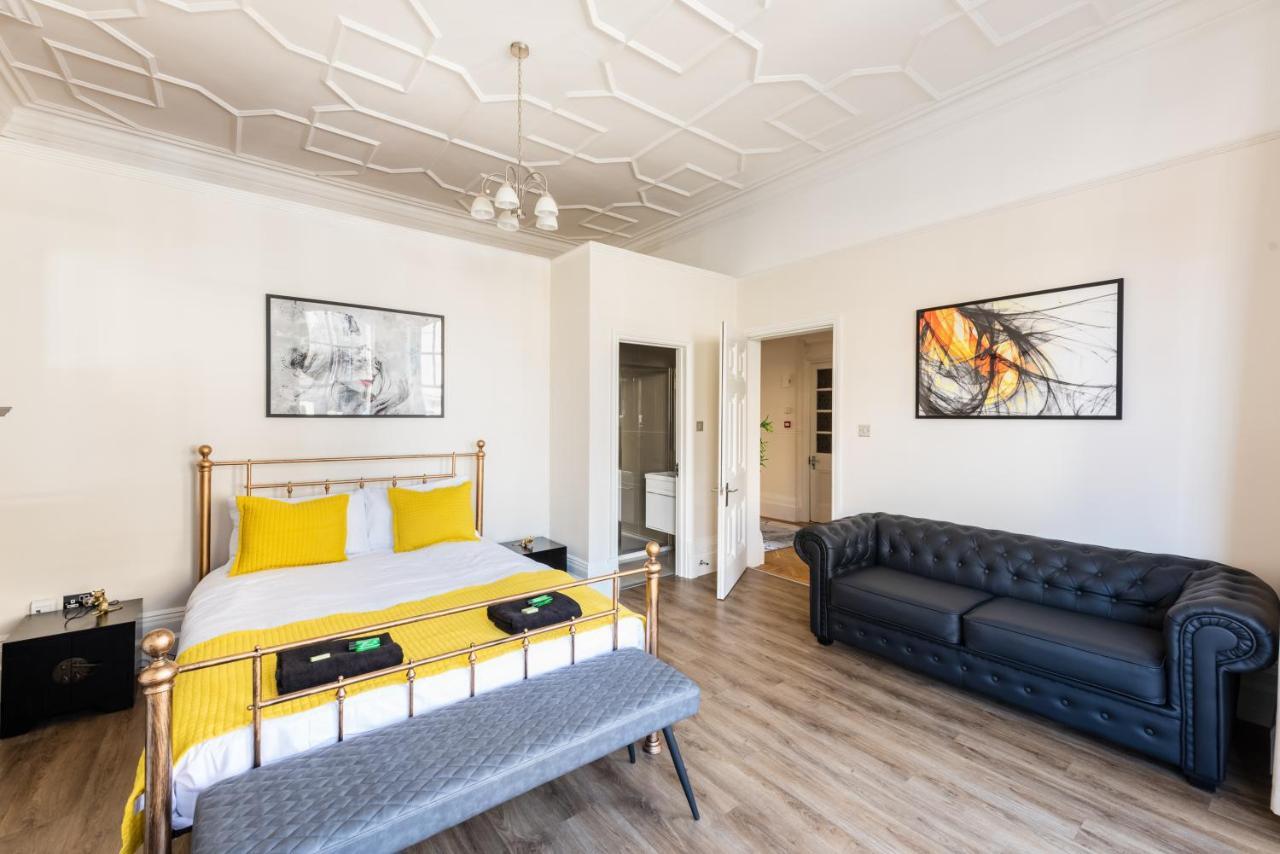 3 Bedroom Garden Apartment Opposite the Beach Hove Buitenkant foto