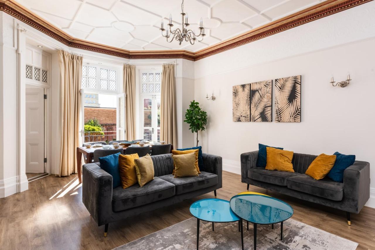 3 Bedroom Garden Apartment Opposite the Beach Hove Buitenkant foto
